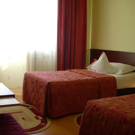 Szálloda Decebal 2*